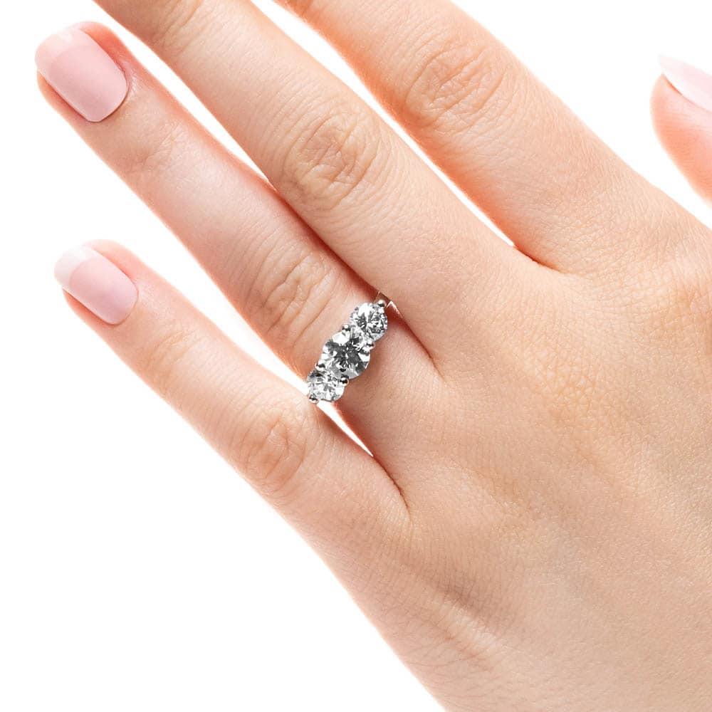 Ana: 2.40 Carat three stone oval diamond ring | Nature Sparkle